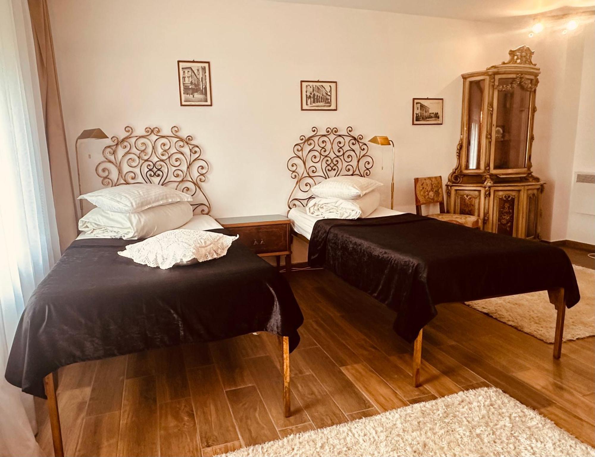 Casa Pisica Noastra Hotel Breaza  Eksteriør billede